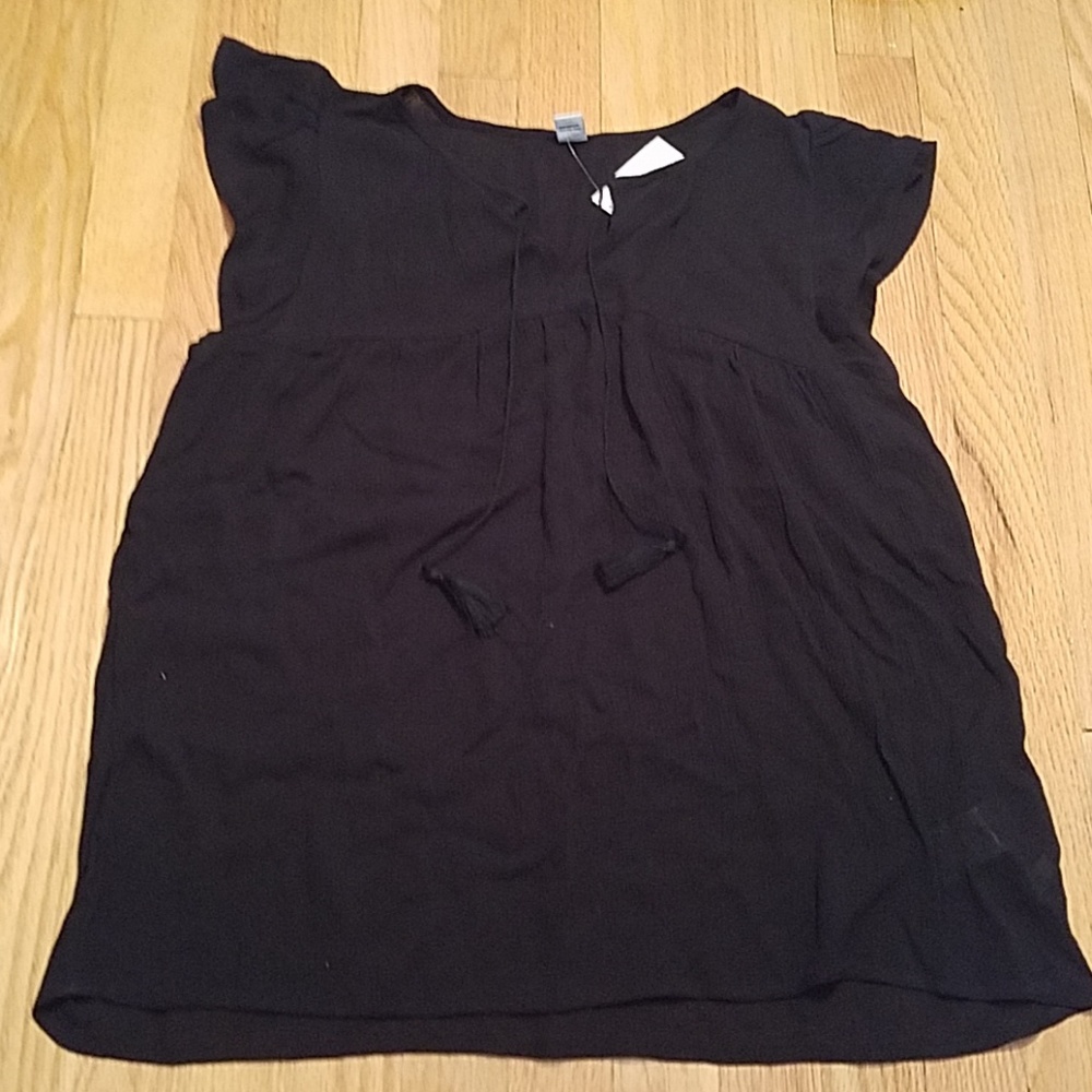 Flutter sleeve top